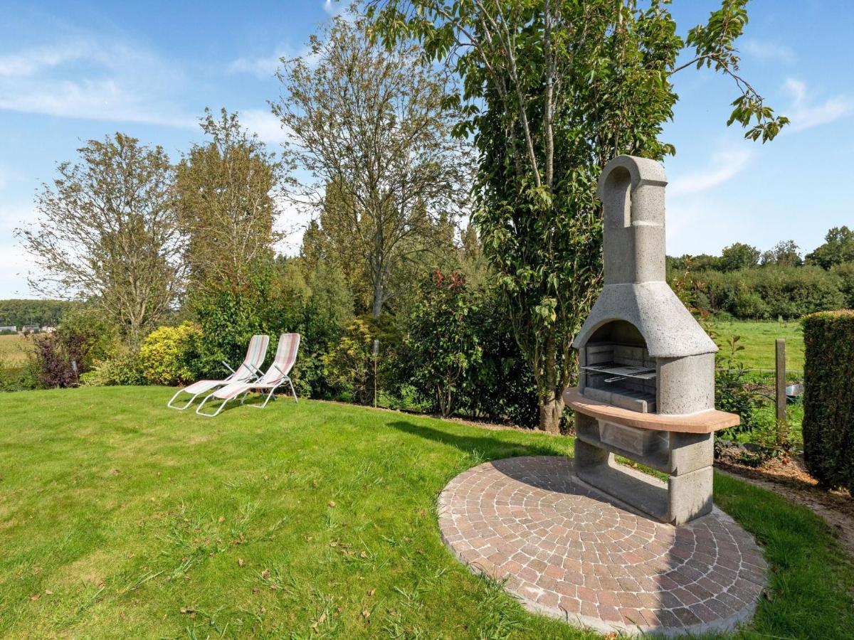 Stunning Holiday Home In Oombergen With Terrace And Garden Zottegem 외부 사진