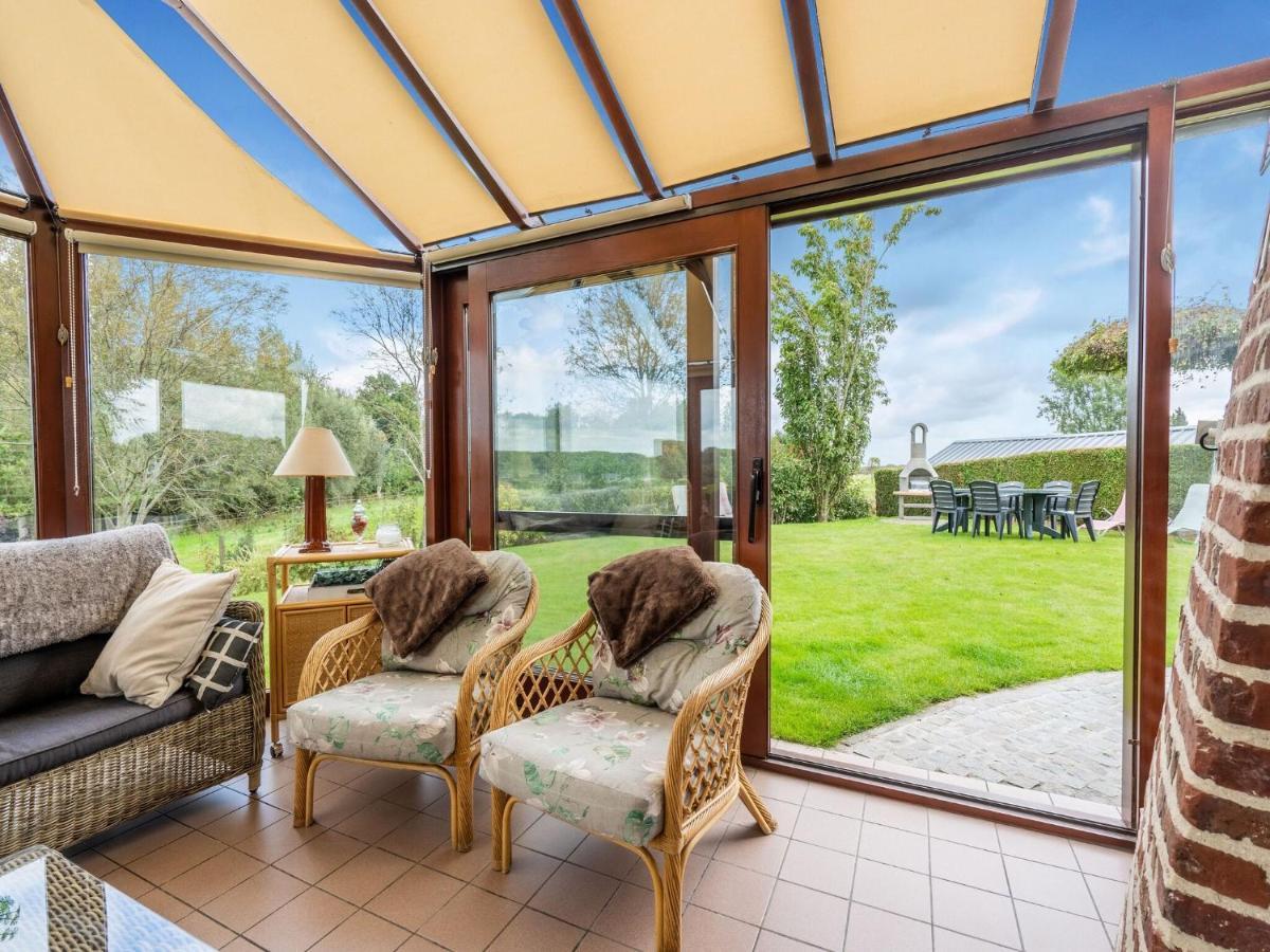 Stunning Holiday Home In Oombergen With Terrace And Garden Zottegem 외부 사진