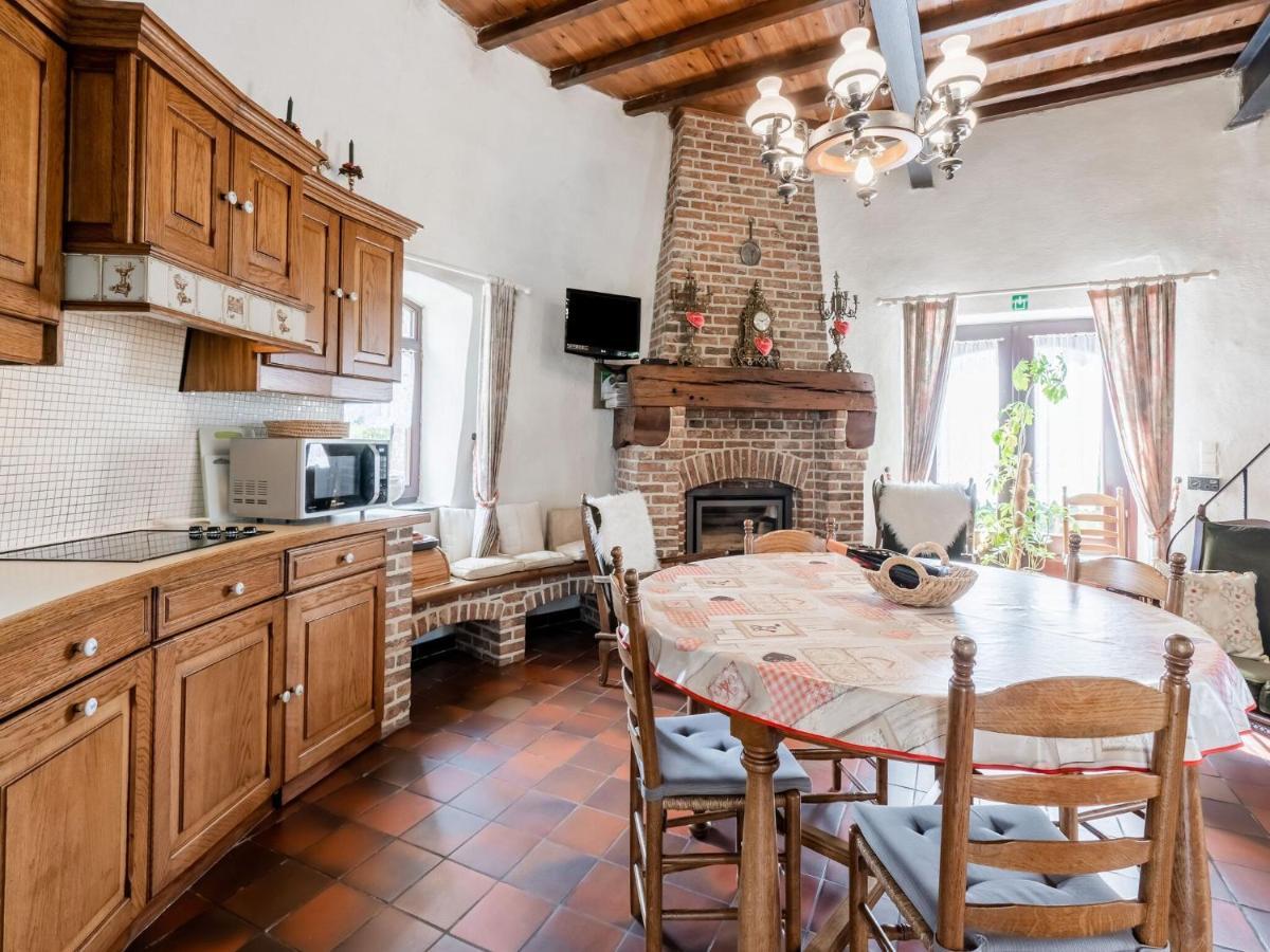 Stunning Holiday Home In Oombergen With Terrace And Garden Zottegem 외부 사진