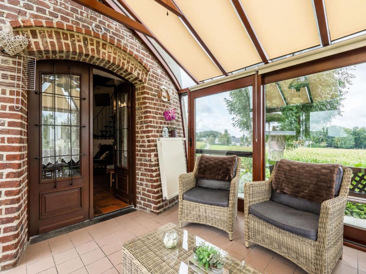 Stunning Holiday Home In Oombergen With Terrace And Garden Zottegem 외부 사진
